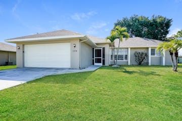 1314 SW 33rd ST Cape Coral, FL 33914